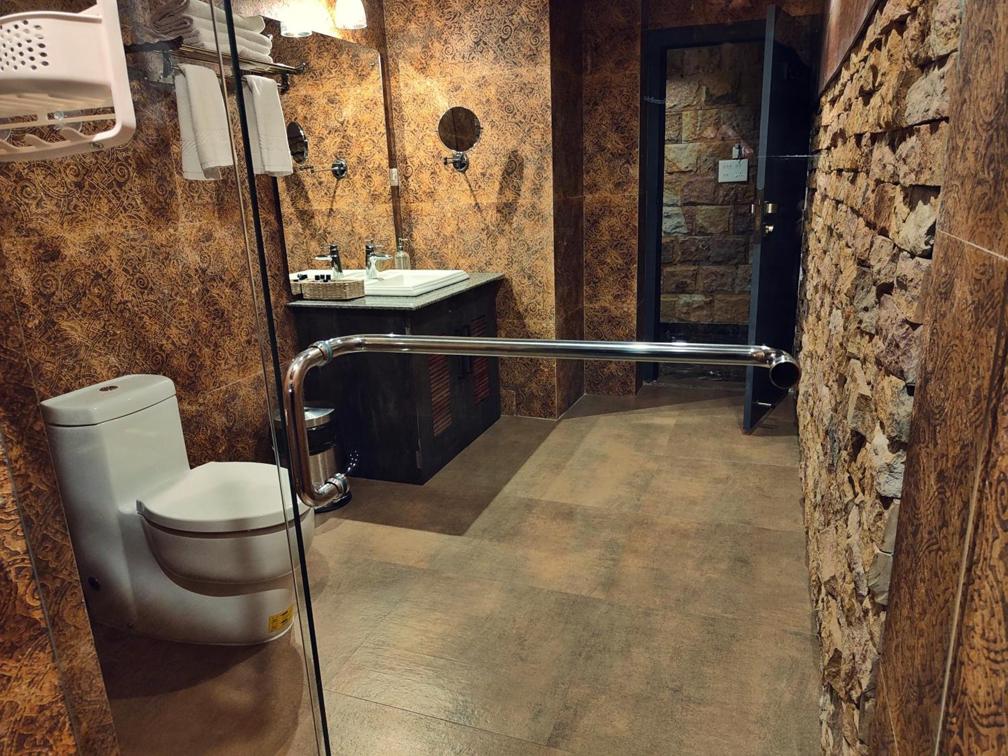 Hotel Acropolis Shillong Luaran gambar
